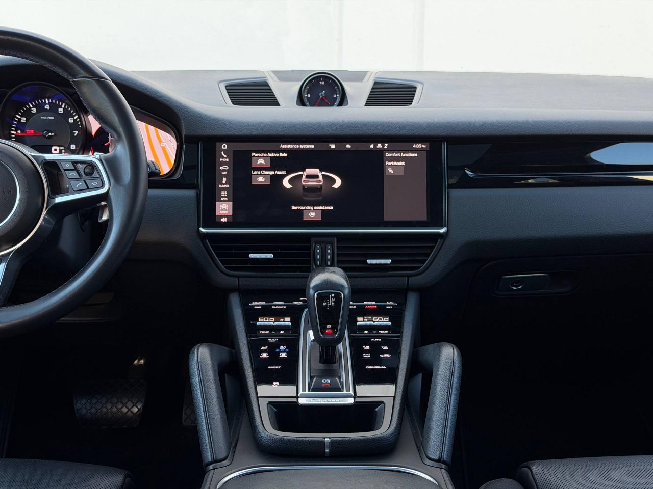 Porsche Cayenne  2021