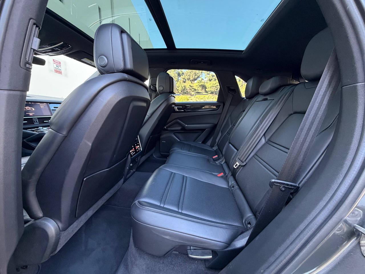 Porsche Cayenne  2021