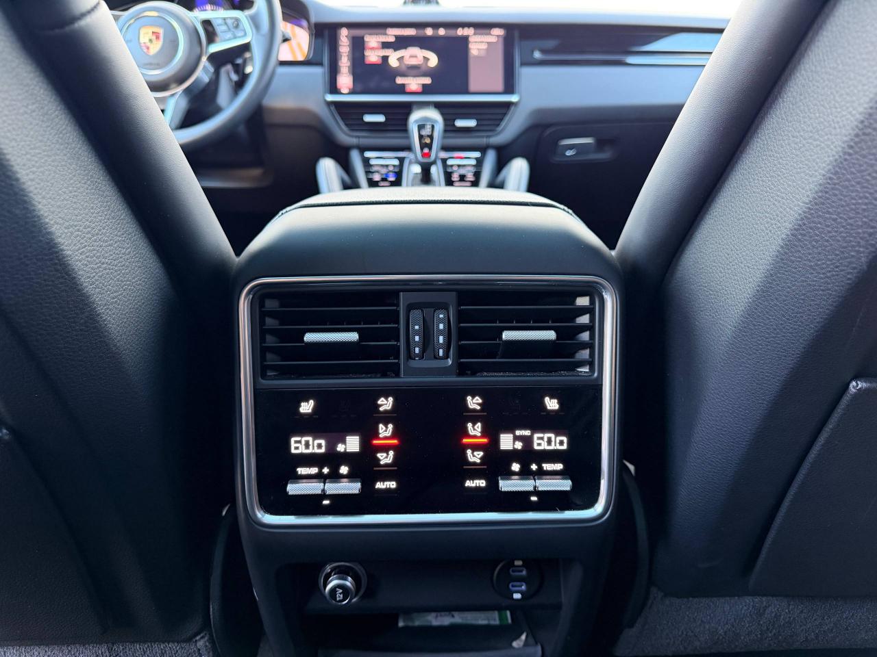 Porsche Cayenne  2021