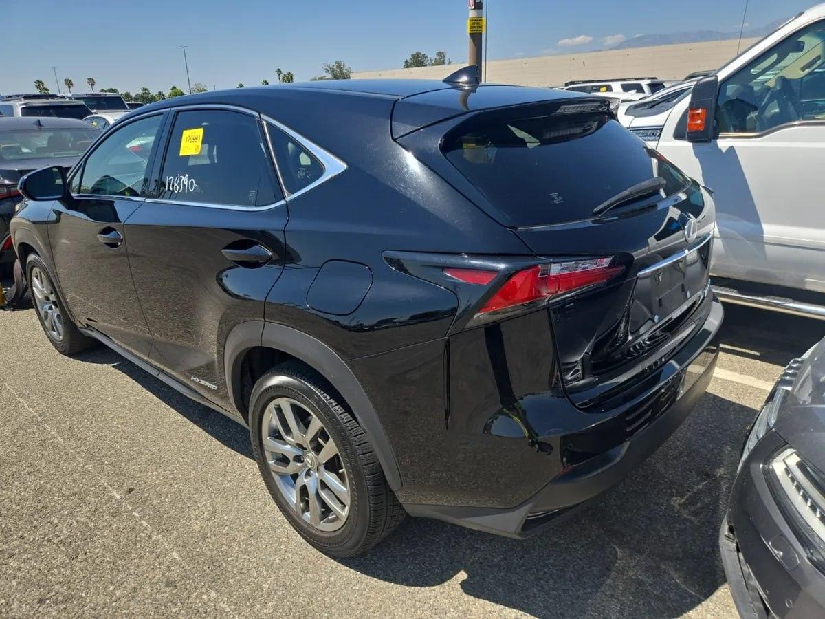 Lexus NX 300h  2015
