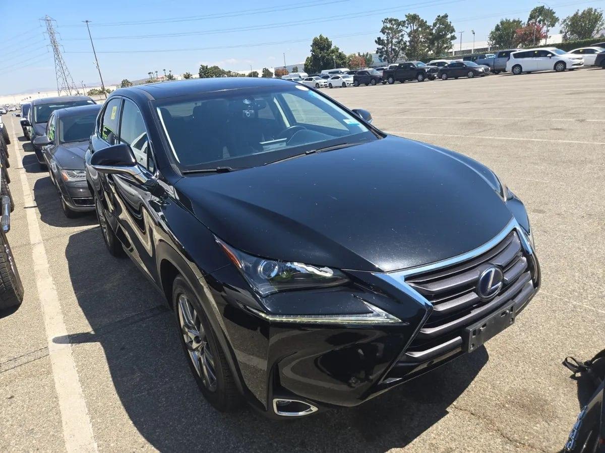Lexus NX 300h  2015