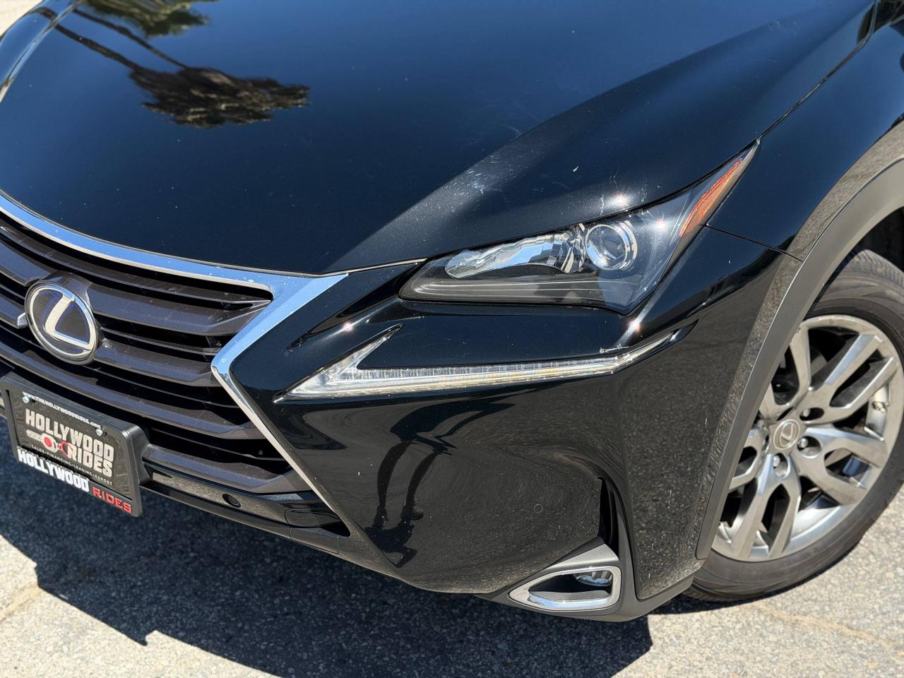 Lexus NX 300h  2015