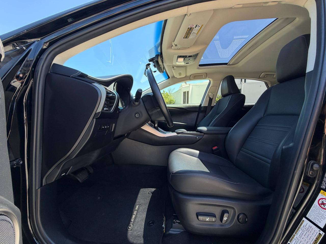 Lexus NX 300h  2015