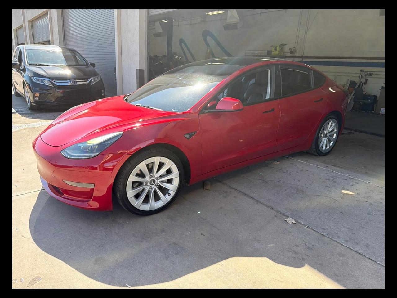 Tesla Model 3 Standard Range Plus 2022