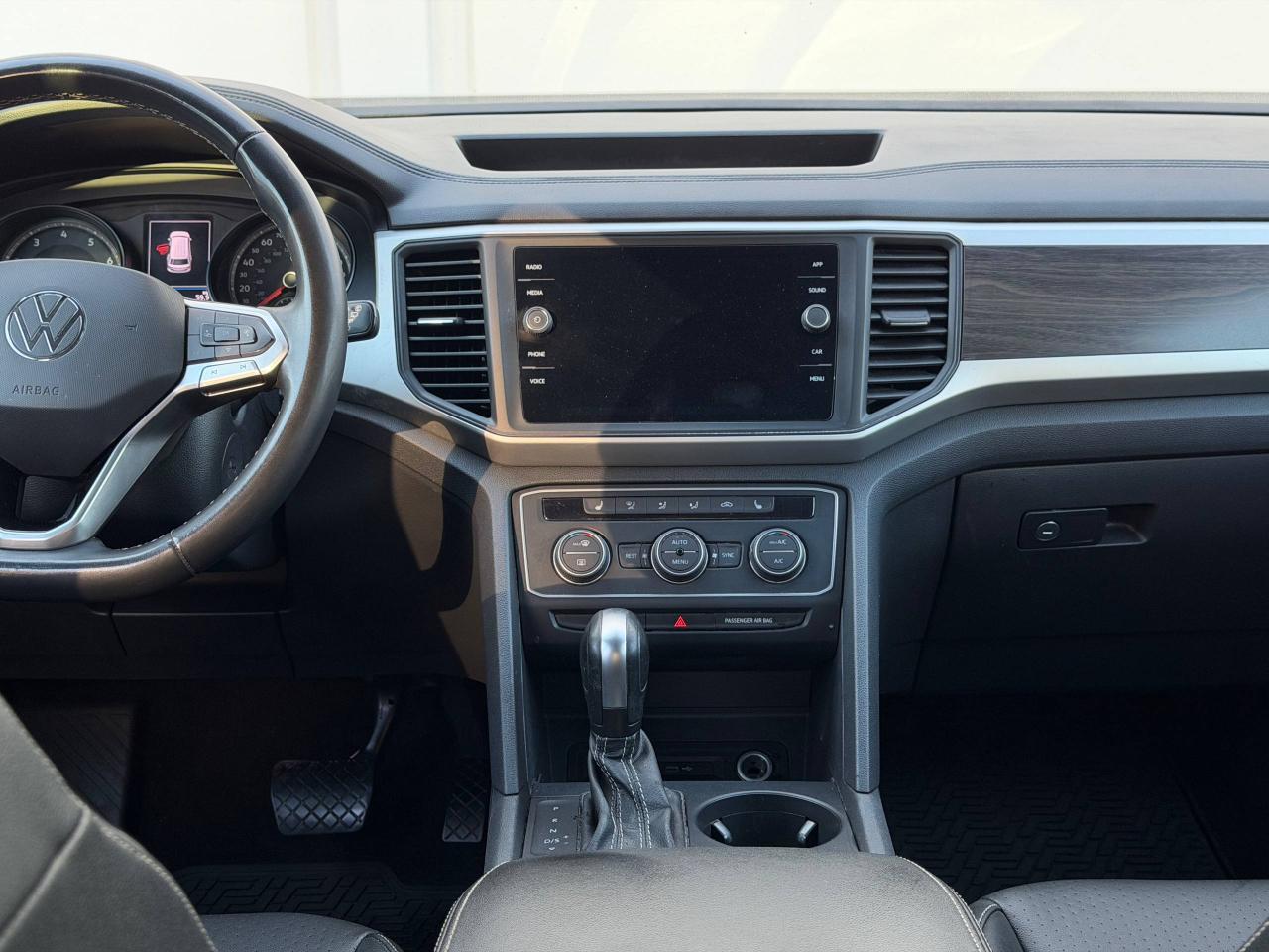 Volkswagen Atlas SE w/Technology 2021
