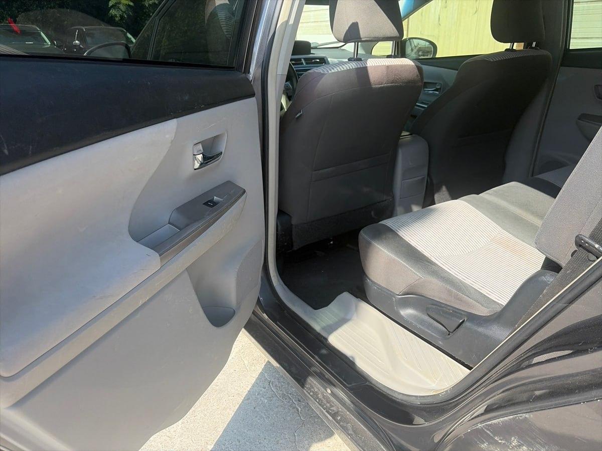 Toyota Prius V Three 2016