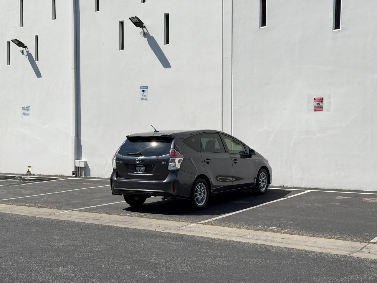 Toyota Prius V Three 2016