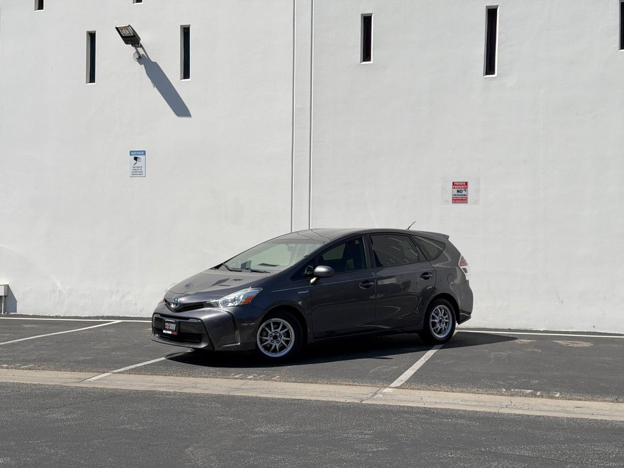 Toyota Prius V Three 2016
