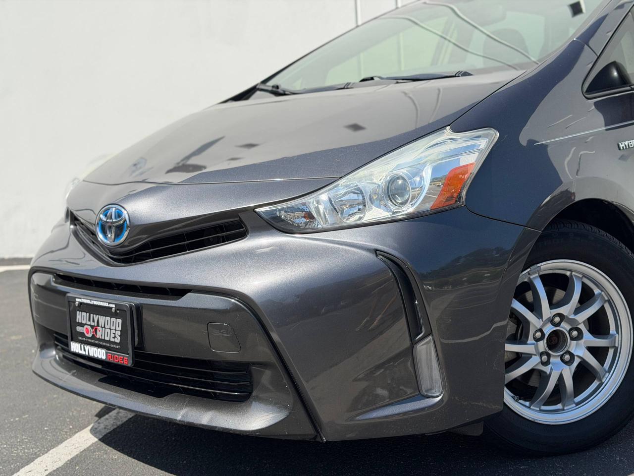 Toyota Prius V Three 2016