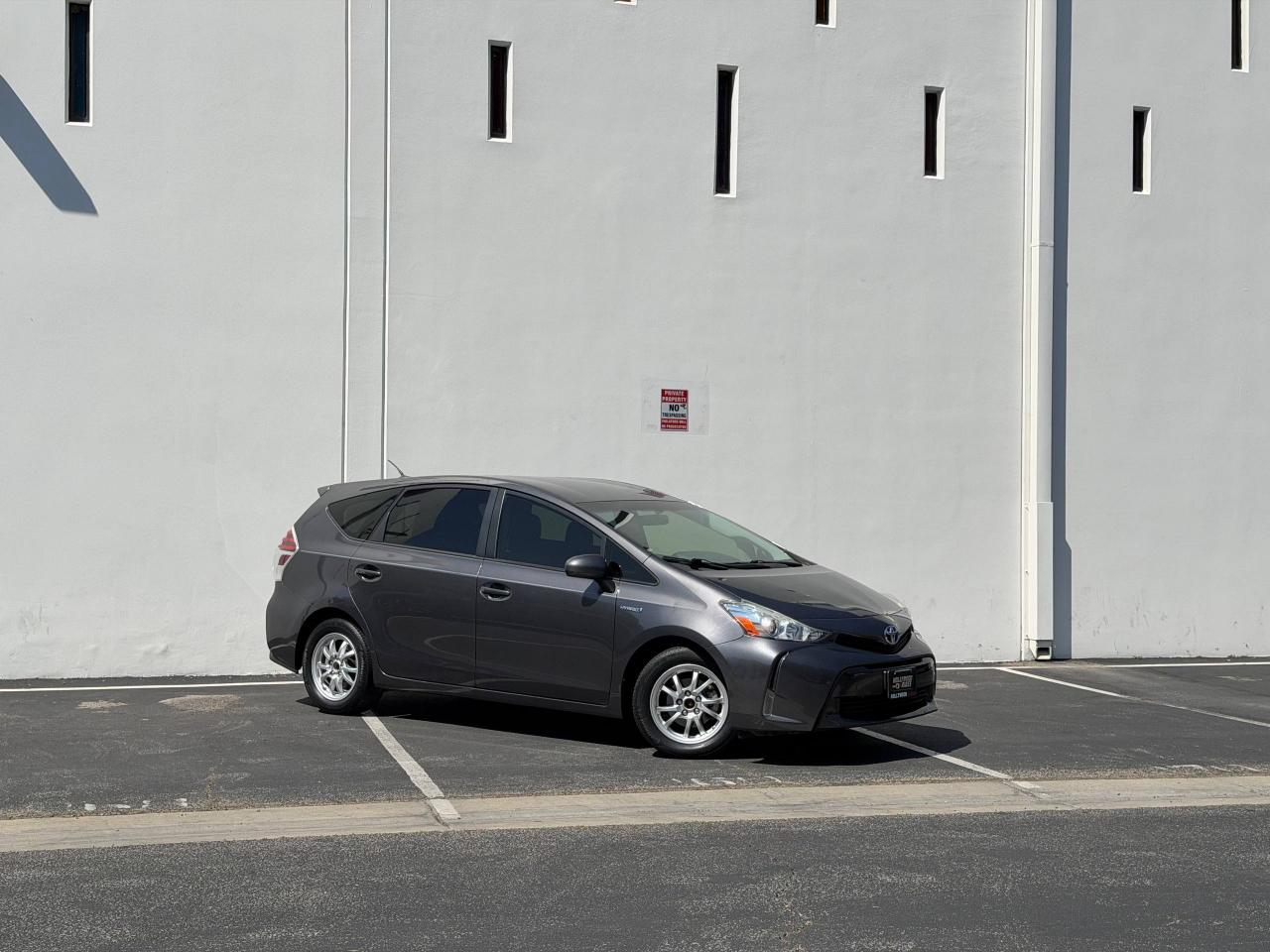 Toyota Prius V Three 2016