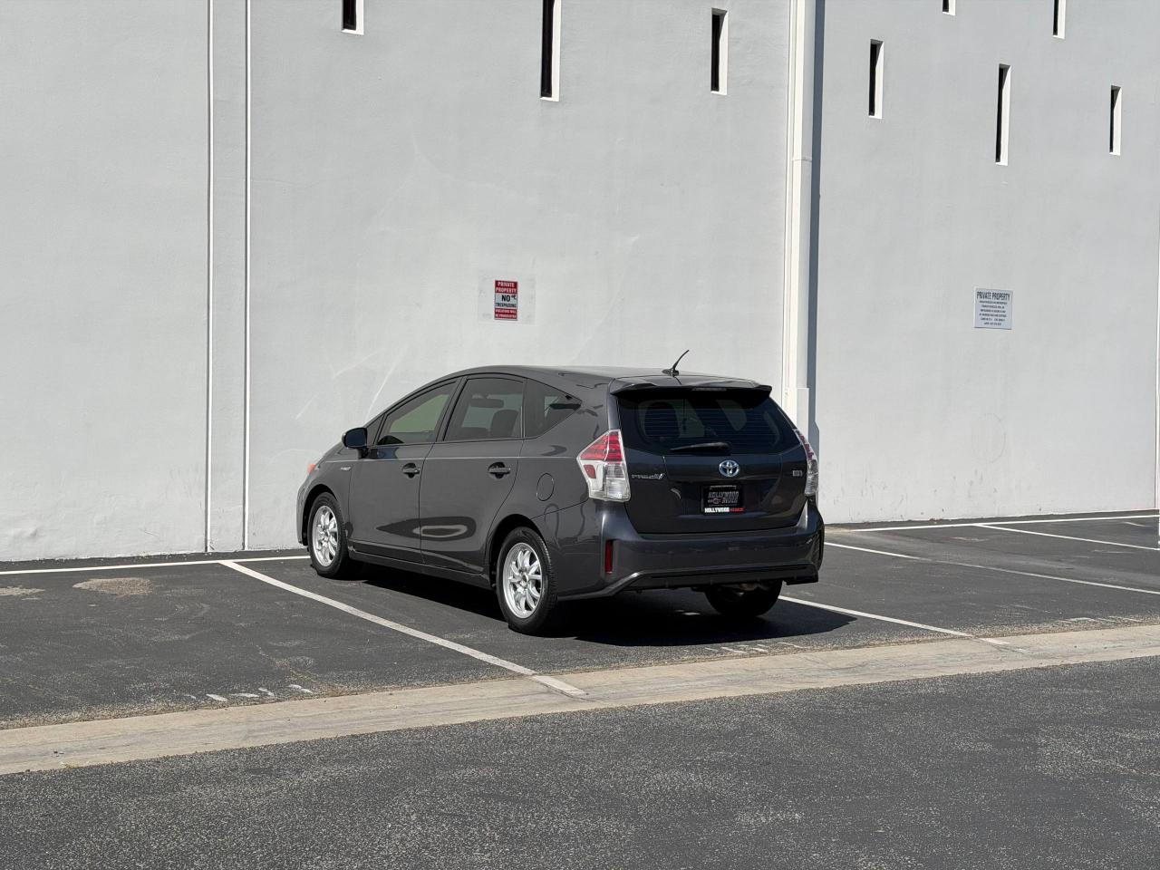 Toyota Prius V Three 2016
