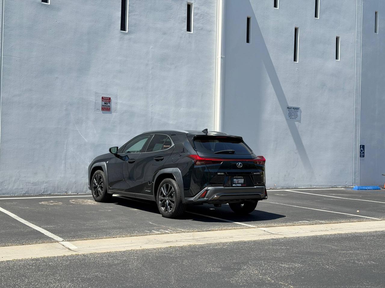 Lexus UX 250h F SPORT 2021