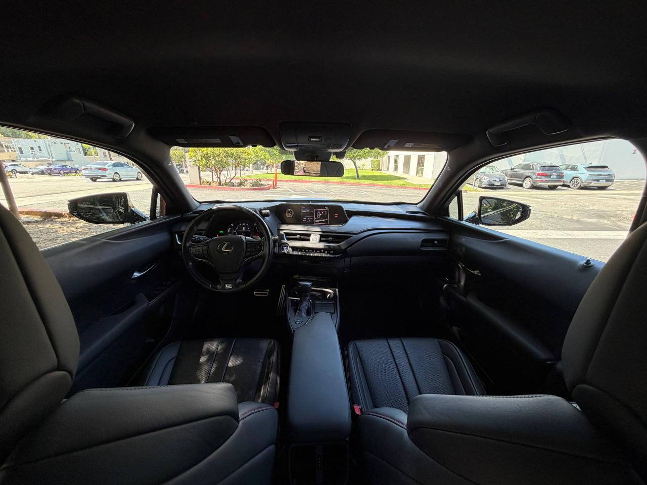 Lexus UX 250h F SPORT 2021