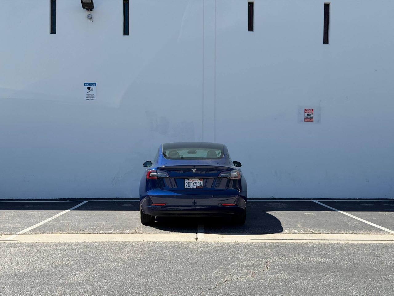 Tesla Model 3  2022