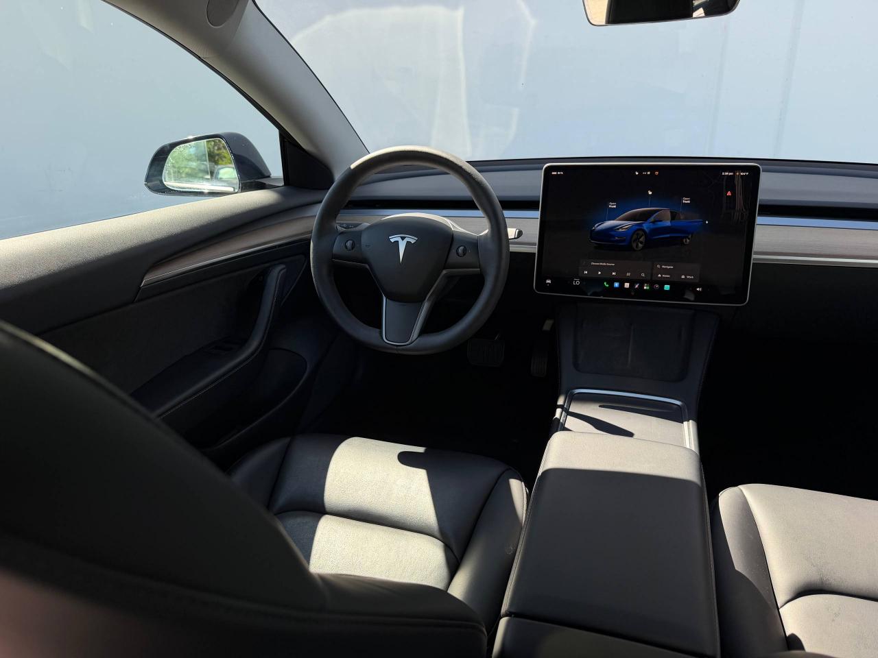Tesla Model 3  2022