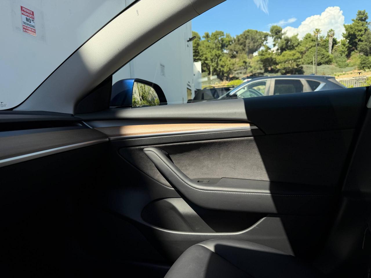 Tesla Model 3  2022