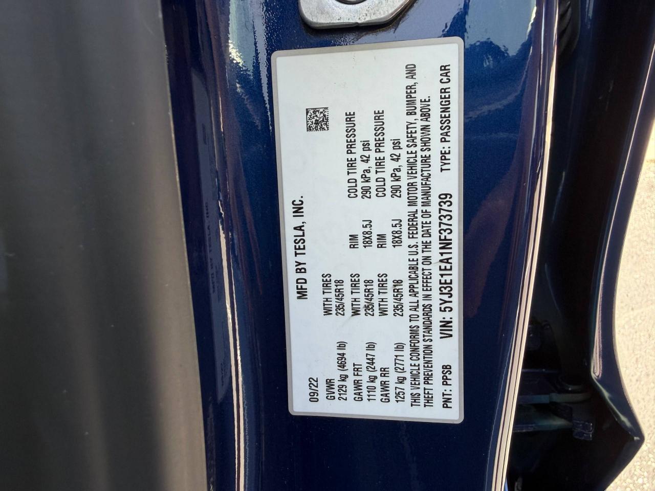 Tesla Model 3  2022