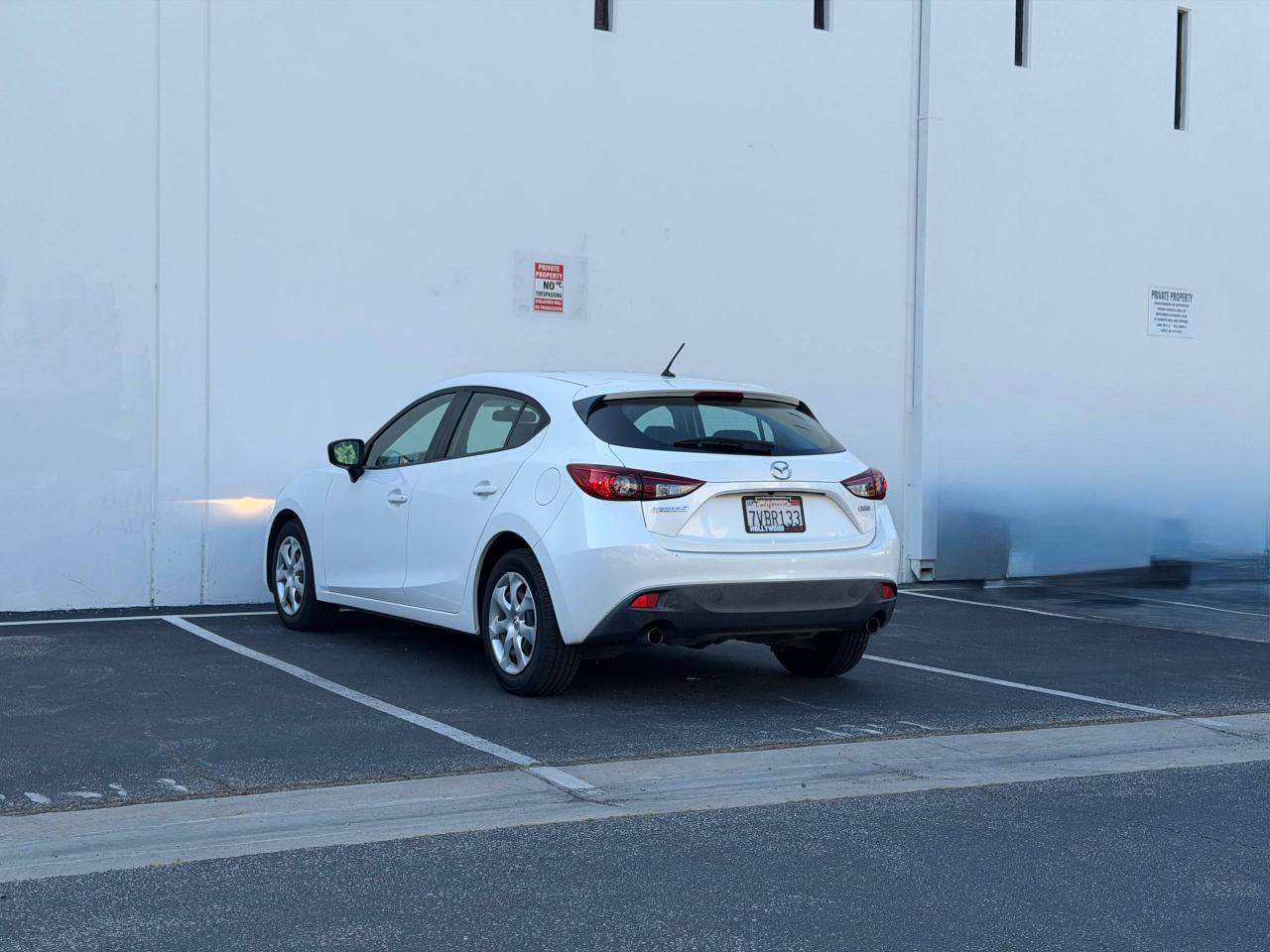 Mazda MAZDA3 i Sport AT 4-Door 2016