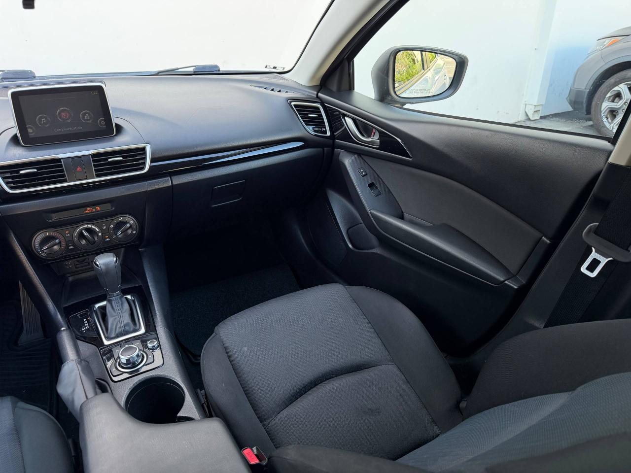 Mazda MAZDA3 i Sport AT 4-Door 2016