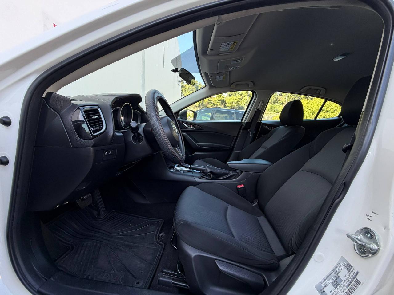 Mazda MAZDA3 i Sport AT 4-Door 2016