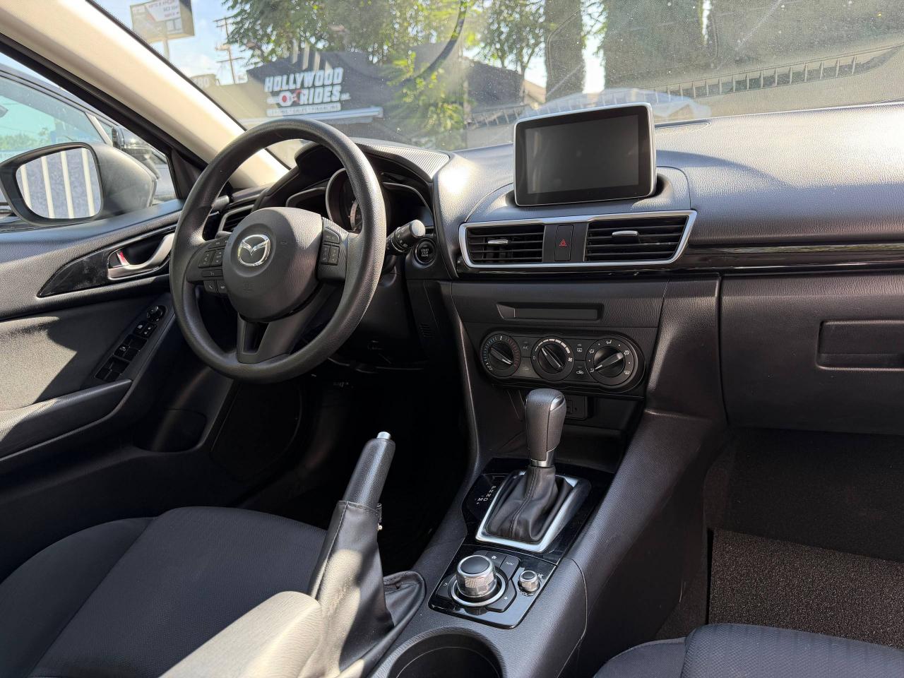 Mazda MAZDA3 i Sport AT 4-Door 2016