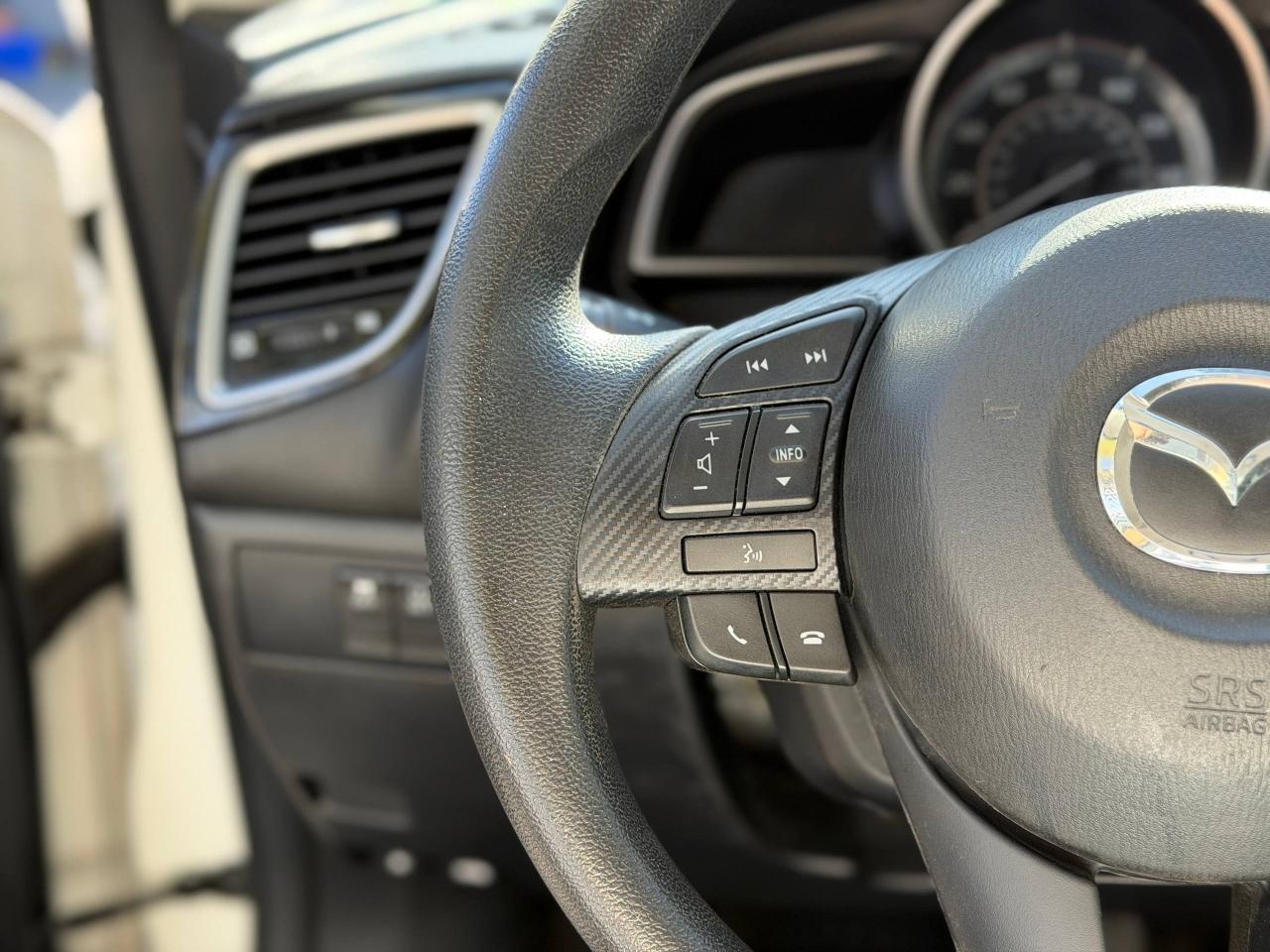 Mazda MAZDA3 i Sport AT 4-Door 2016