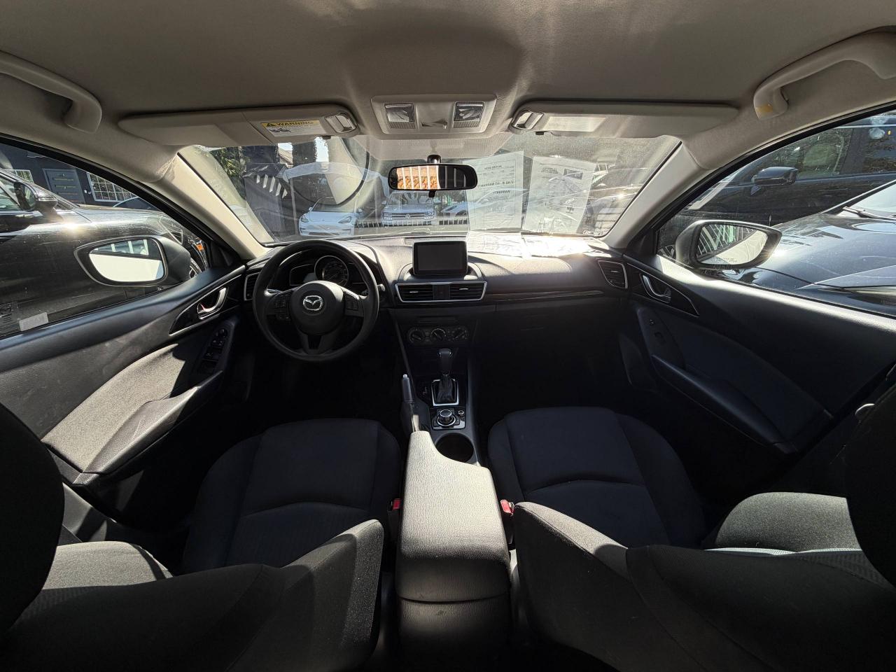 Mazda MAZDA3 i Sport AT 4-Door 2016