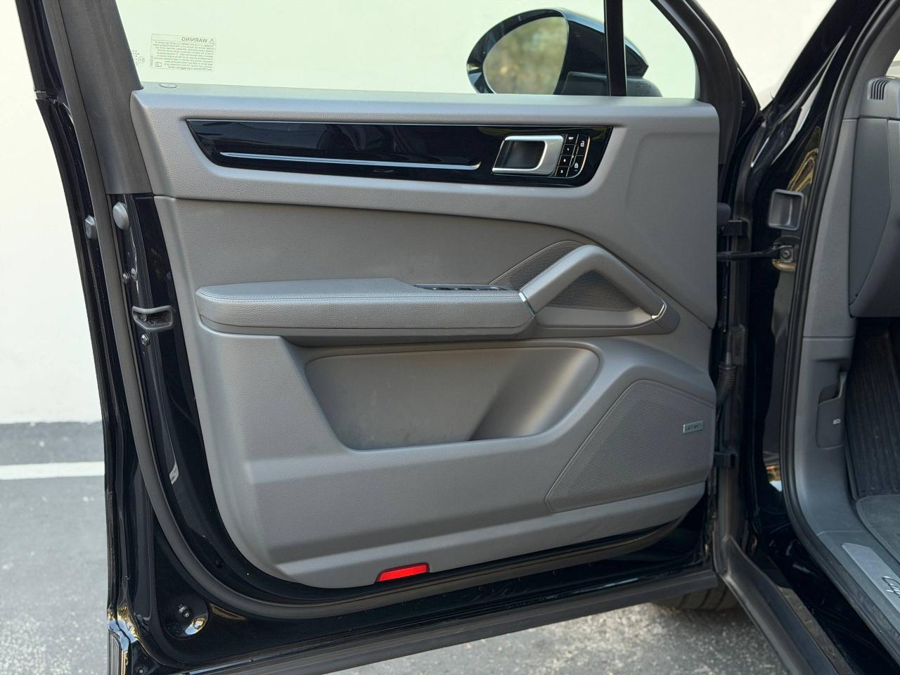 Porsche Cayenne  2020