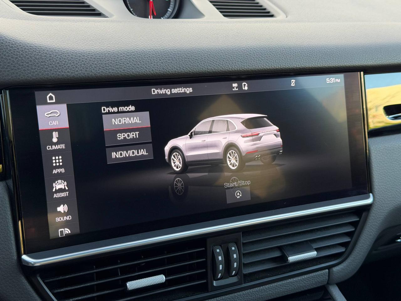 Porsche Cayenne  2020