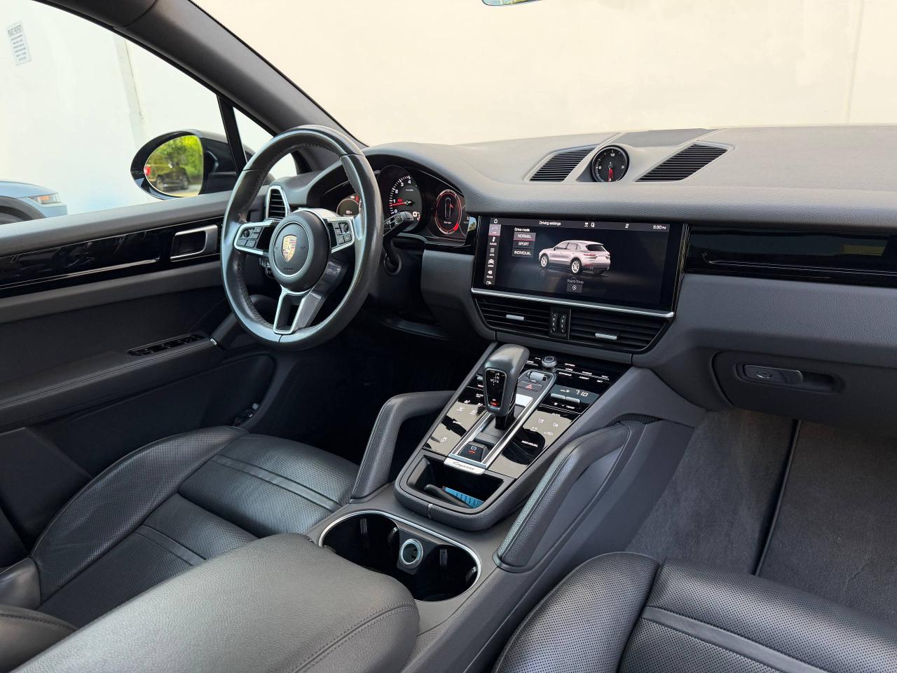 Porsche Cayenne  2020