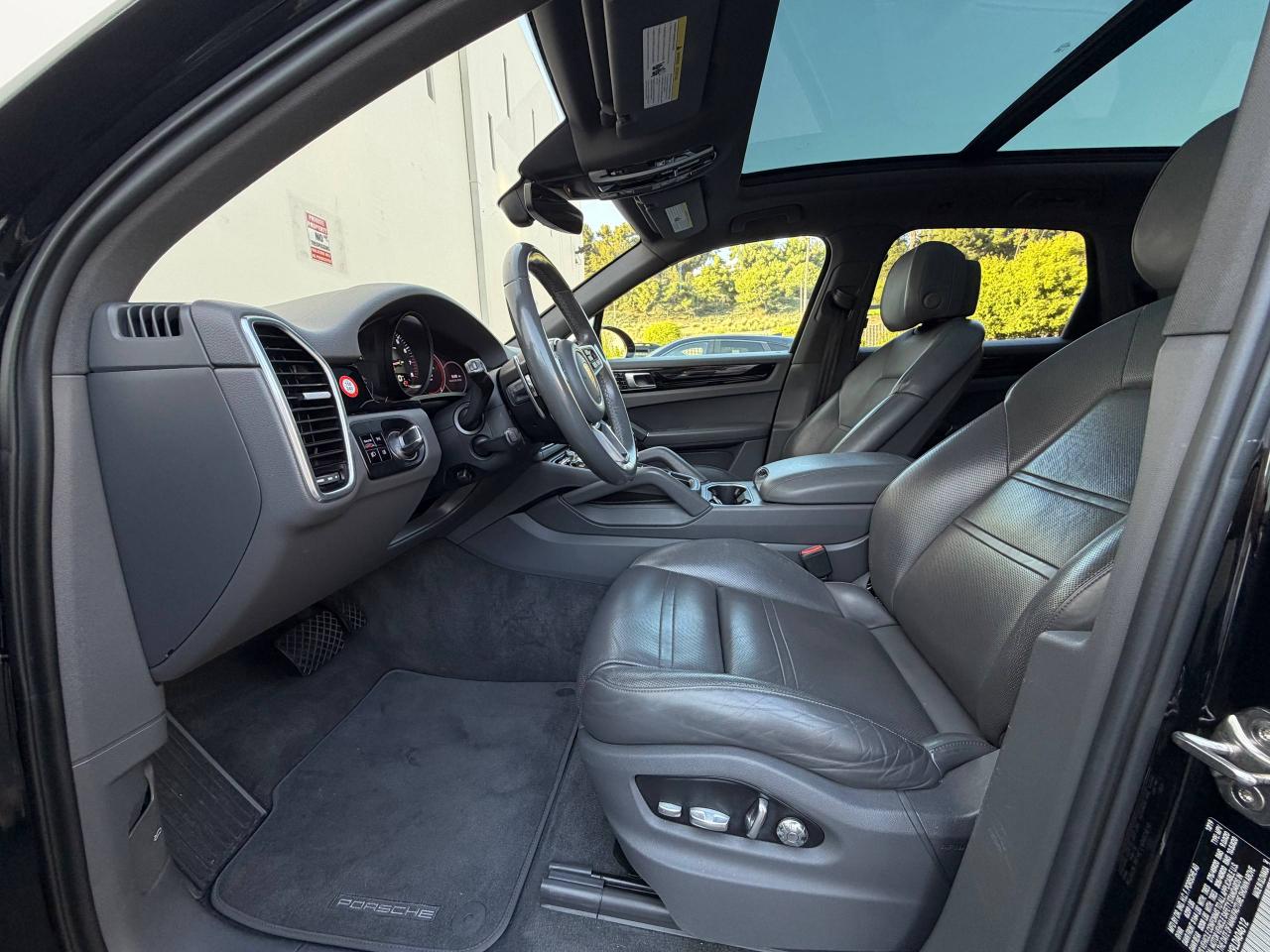 Porsche Cayenne  2020
