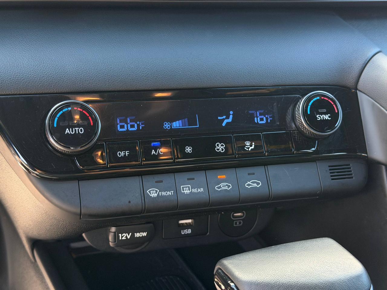 Hyundai Elantra SEL Sport 2025