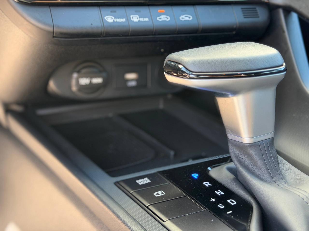 Hyundai Elantra SEL Sport 2025