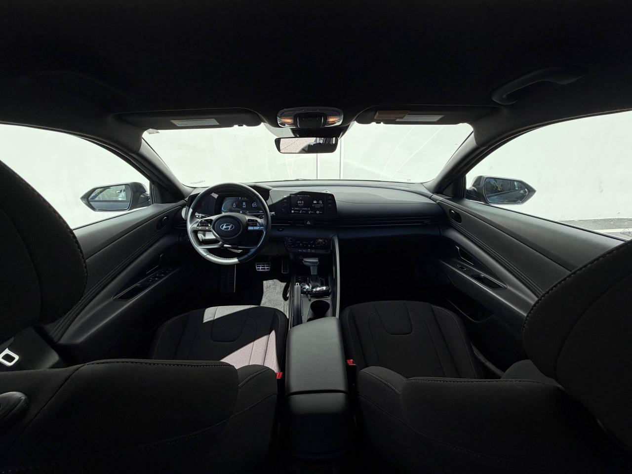 Hyundai Elantra SEL Sport 2025