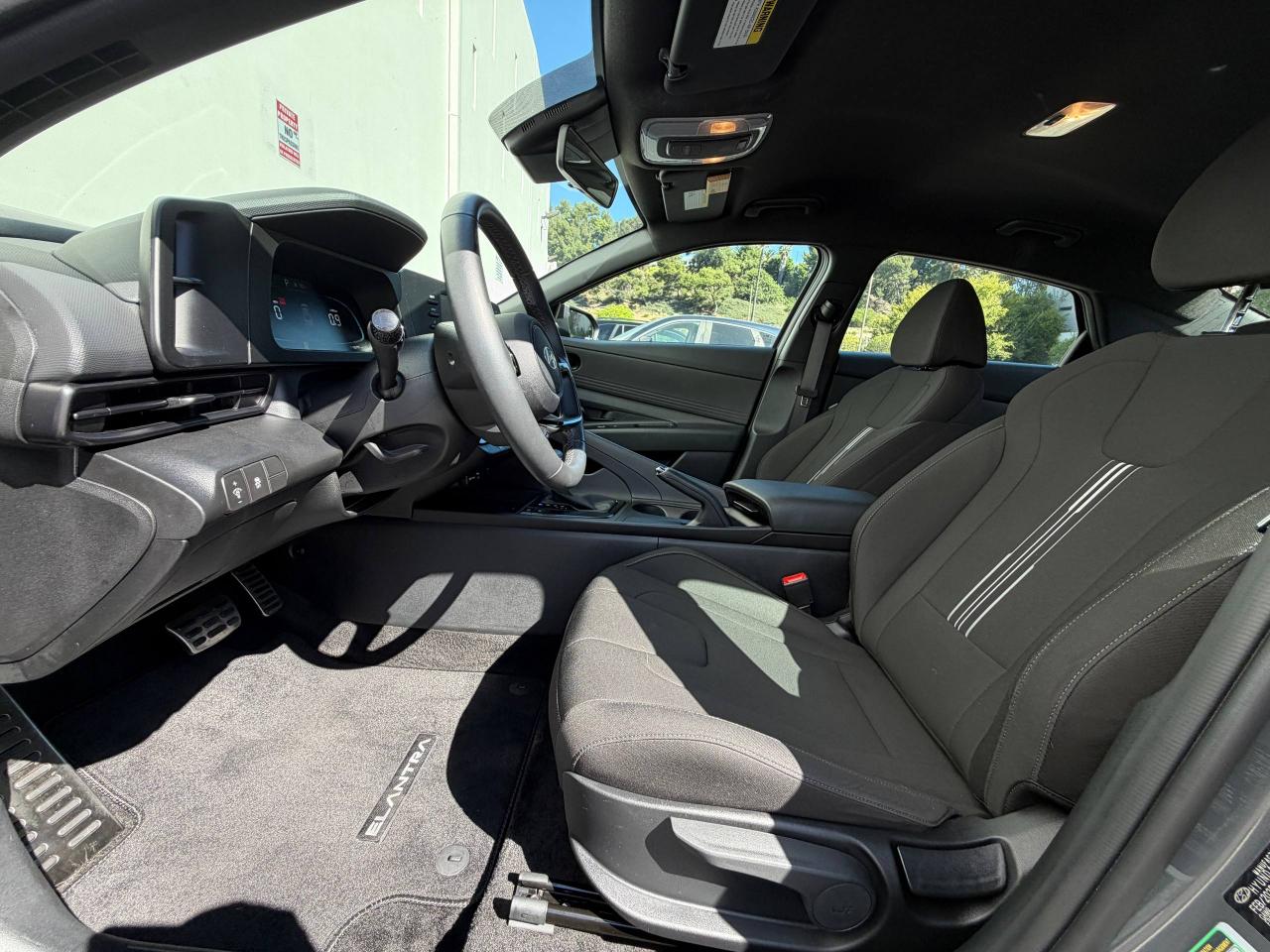Hyundai Elantra SEL Sport 2025