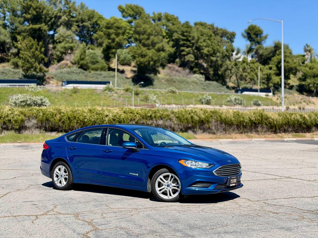 Ford Fusion Hybrid S 2018