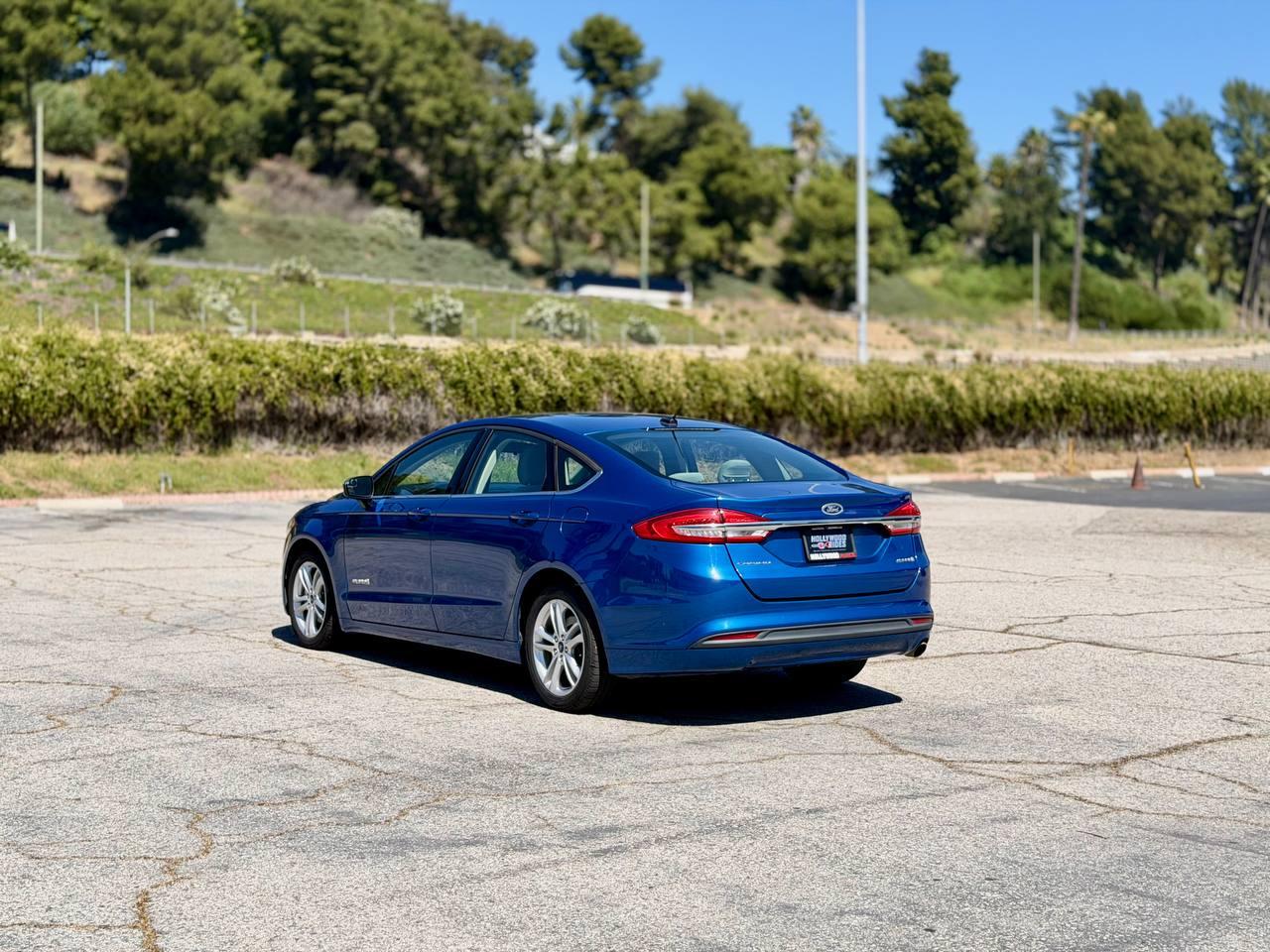 Ford Fusion Hybrid S 2018