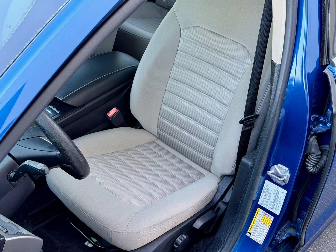 Ford Fusion Hybrid S 2018