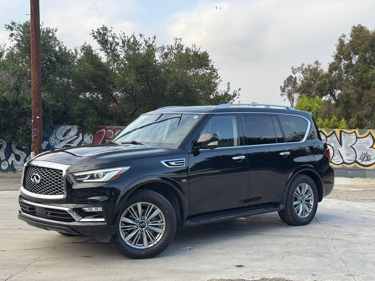 Infiniti QX80 LUXE 2020