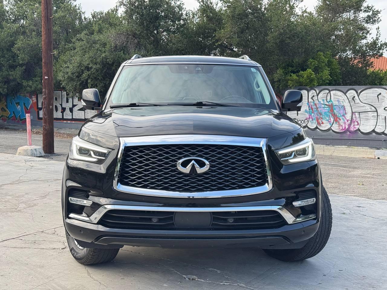 Infiniti QX80 LUXE 2020