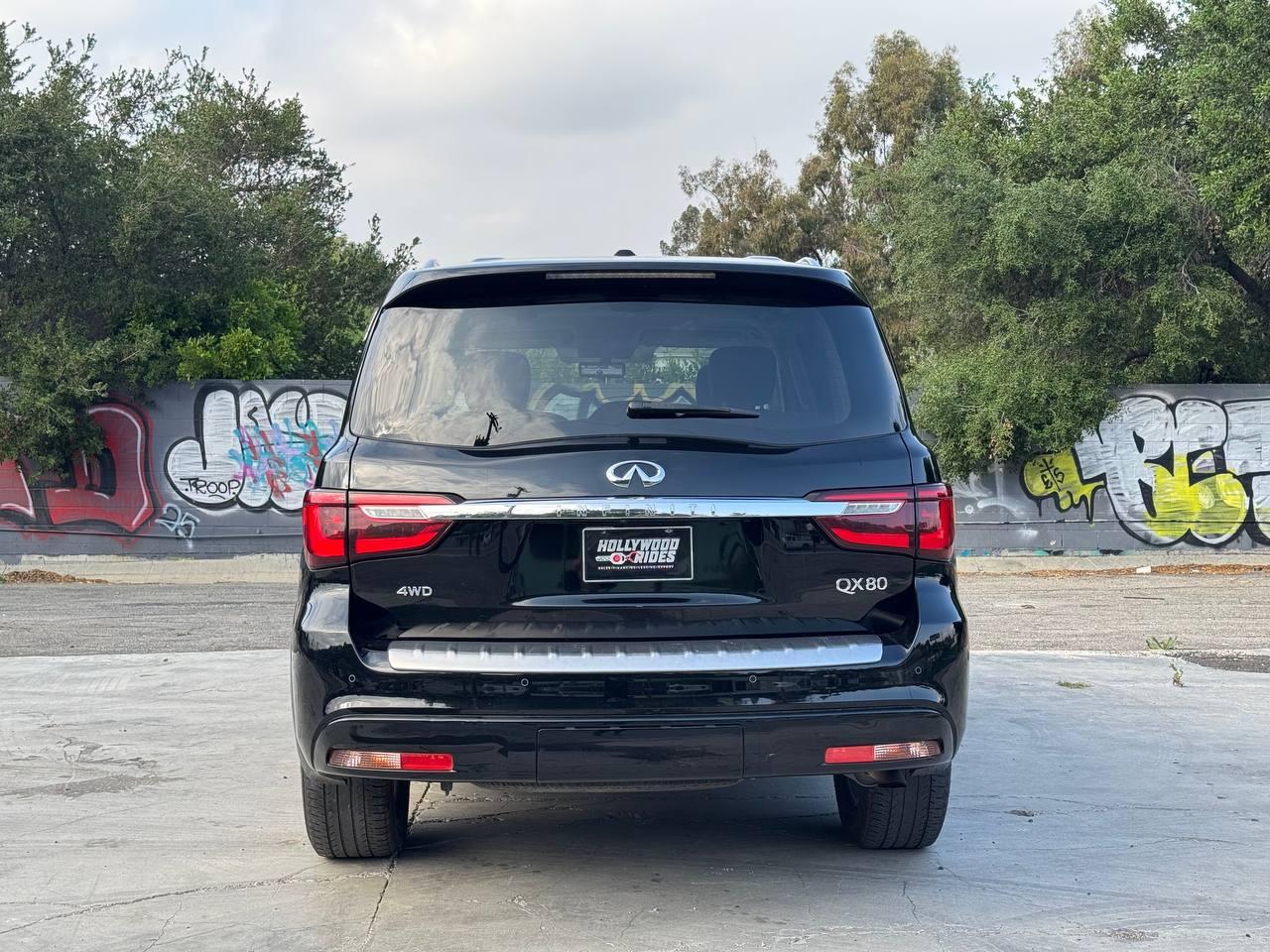 Infiniti QX80 LUXE 2020