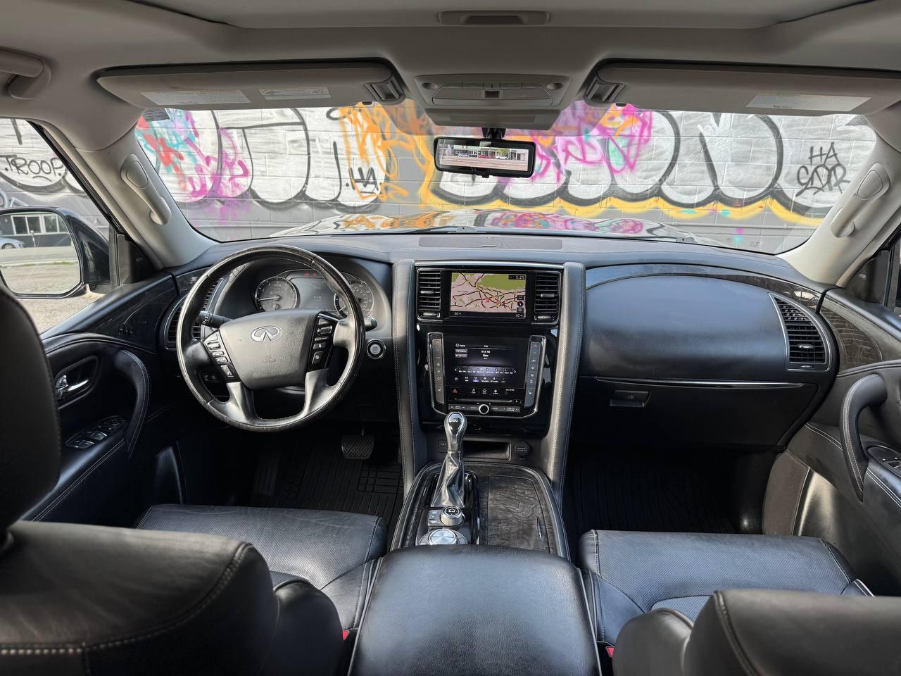 Infiniti QX80 LUXE 2020