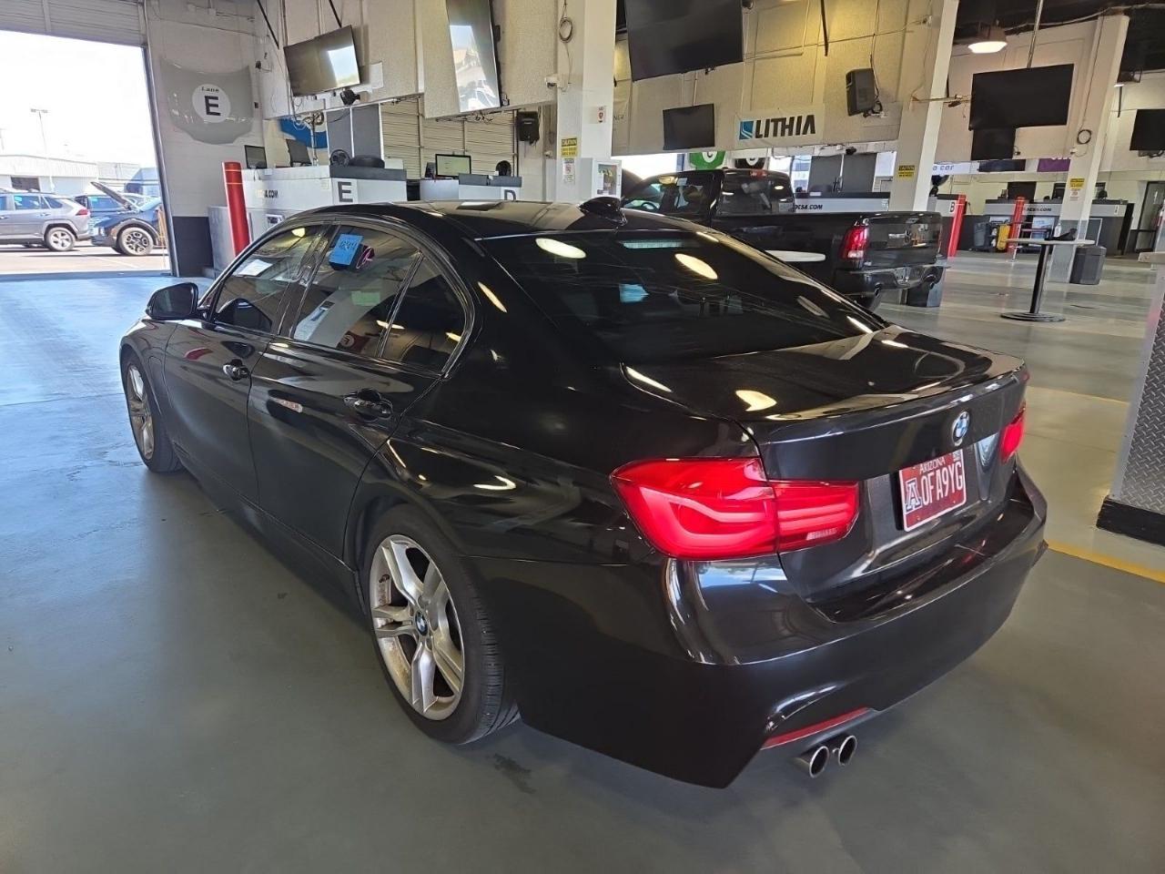 BMW 3-Series 330e iPerformance Sedan 2018