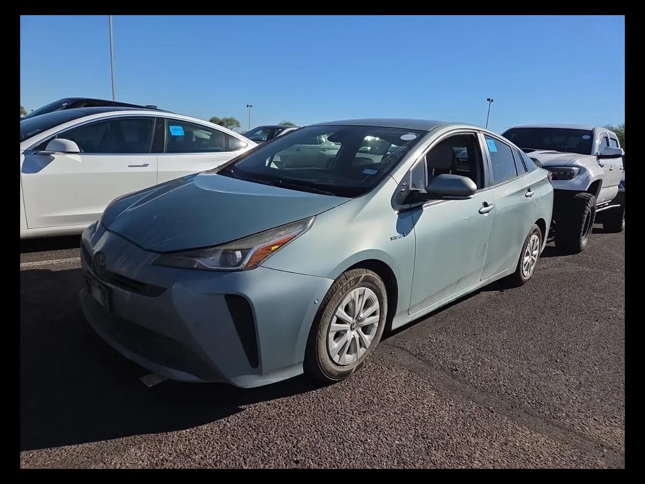 Toyota Prius L Eco 2019