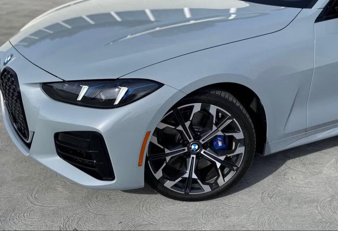 BMW 4-Series 430i Convertible 2025