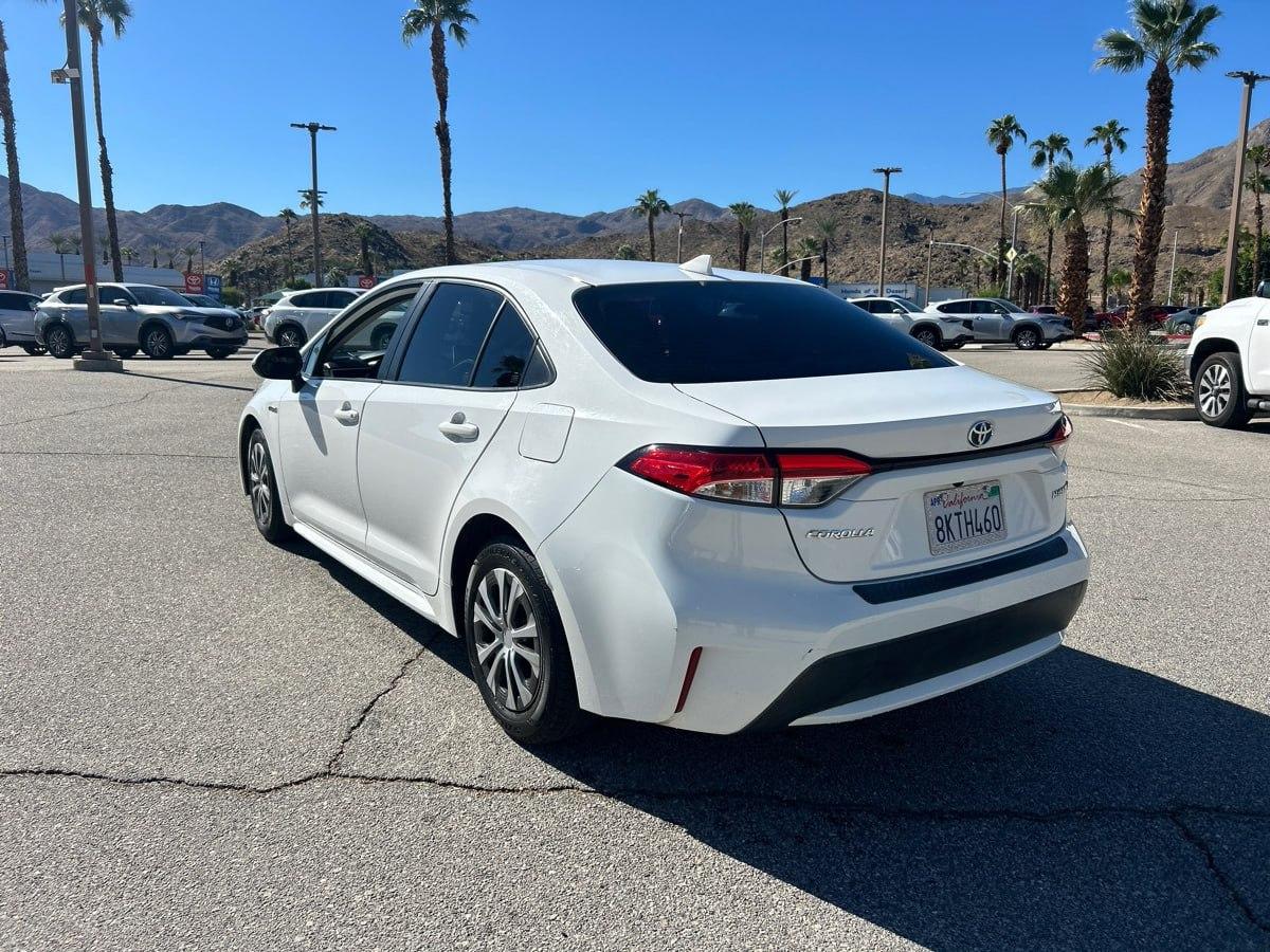 Toyota Corolla LE Hybrid 2020