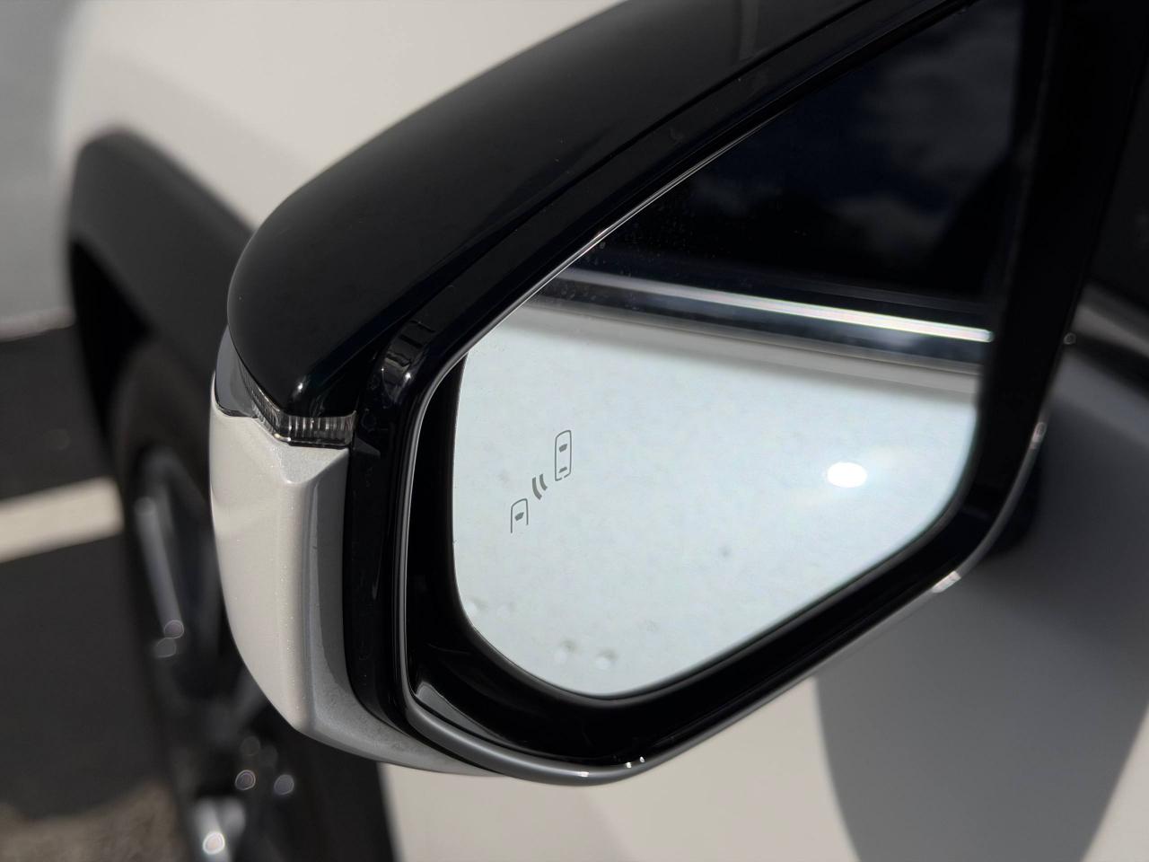 Lexus UX 250h  2022