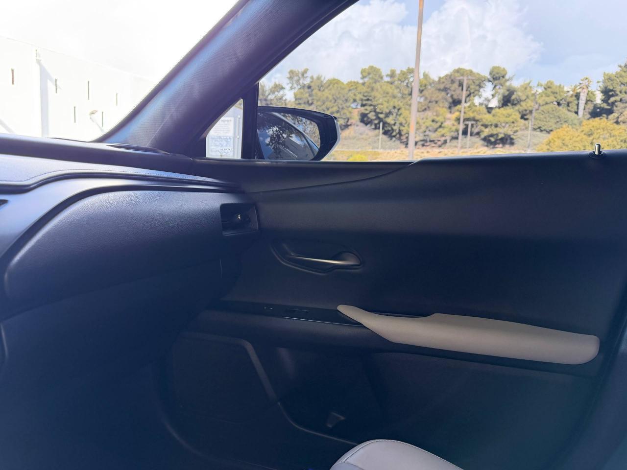 Lexus UX 250h  2022