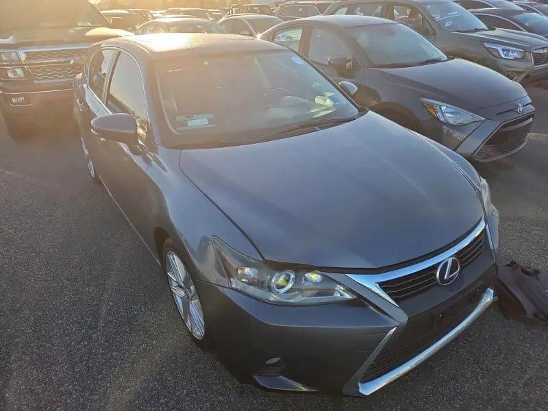 Lexus CT 200h  2016