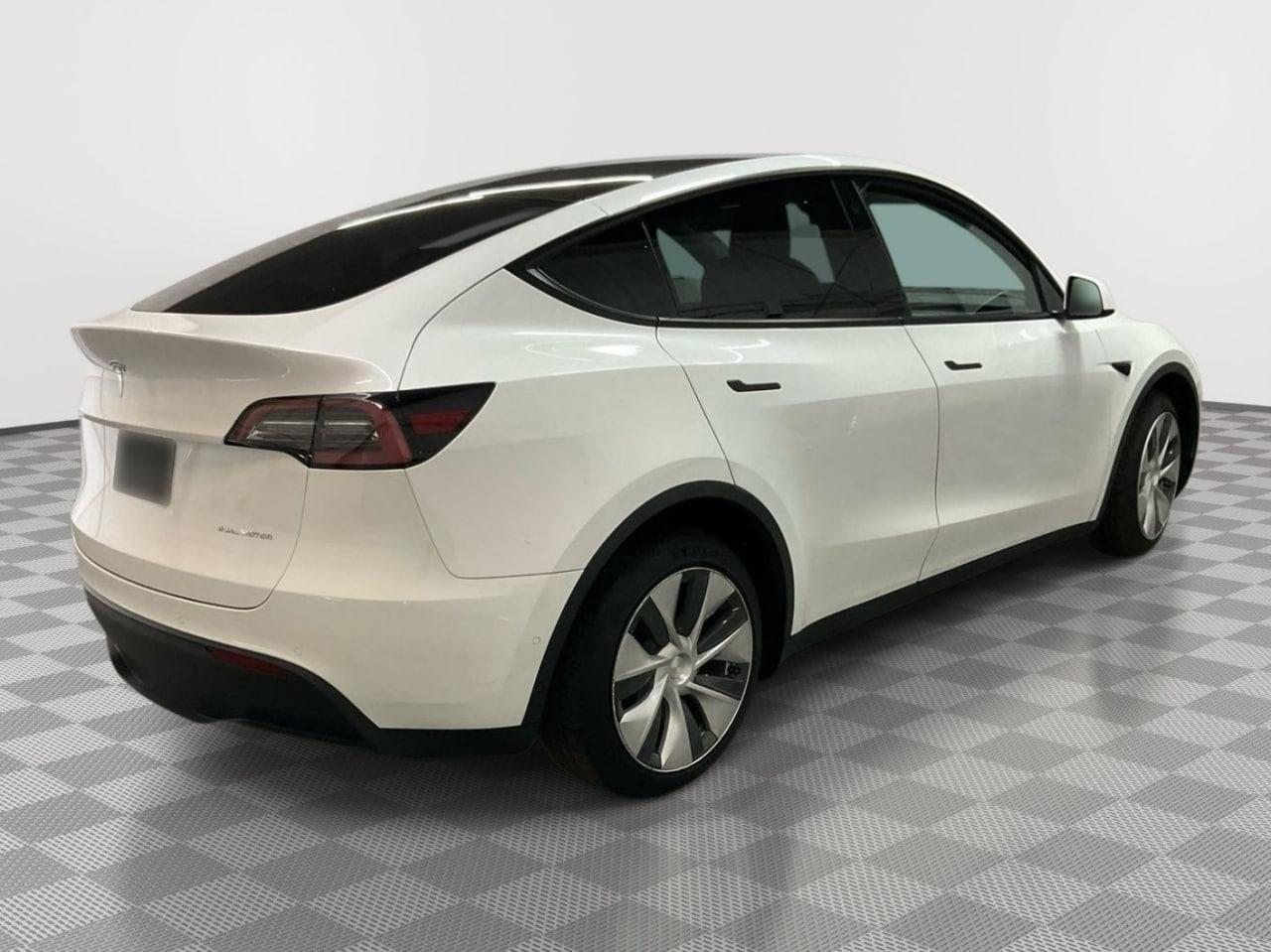 Tesla Model Y Long Range 2022